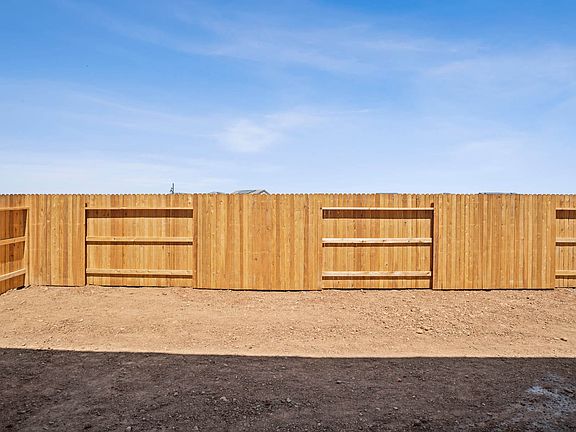 Riverblossom 442 Backyard