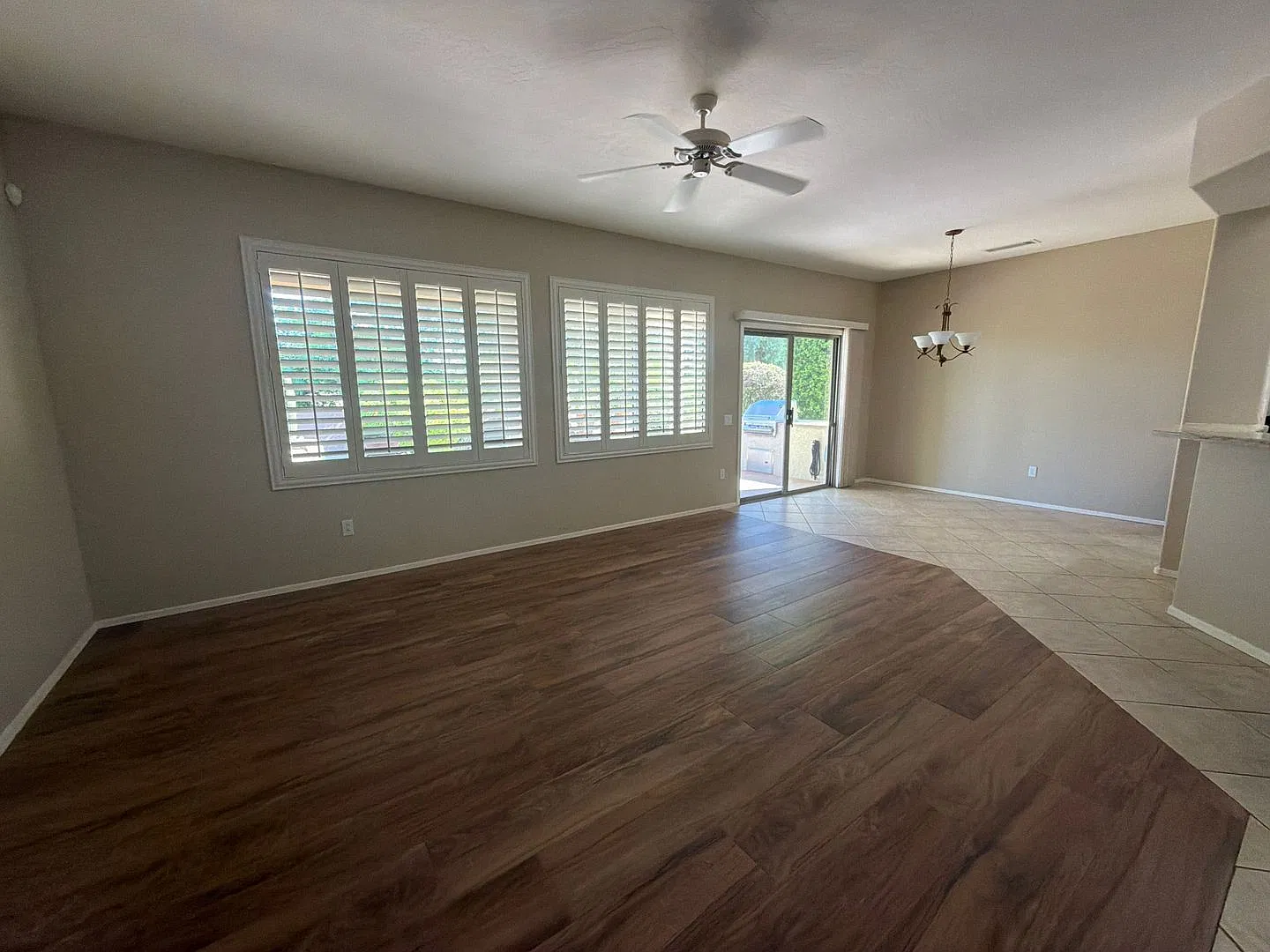 2 bed, 2.0 bath, 1500 sqft, $2,400 — Photo 2