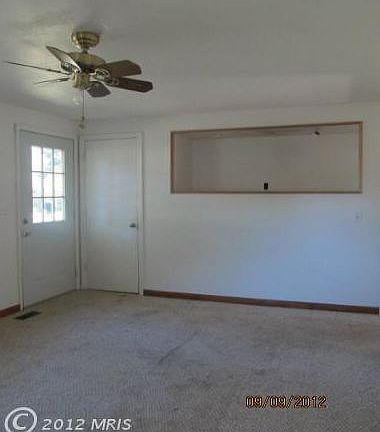 4th image of 17104 Elm St