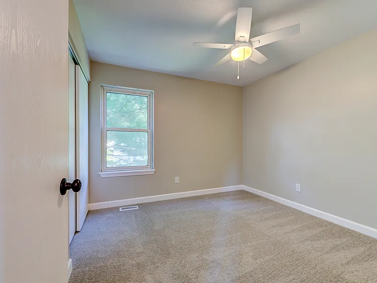 822 Estes Park Dr — Photo 20