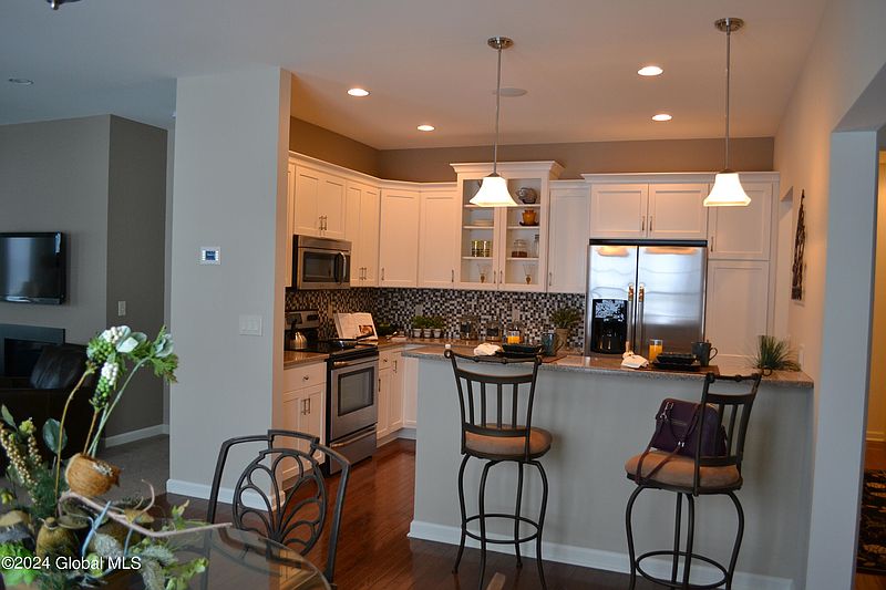 2nd image of 18 Wiggins Drive