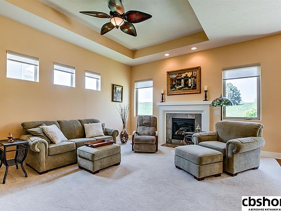 5th image of 320 Eagle Hills Dr