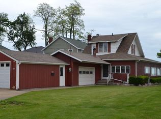 923 Superior Dr, Huron, OH 44839