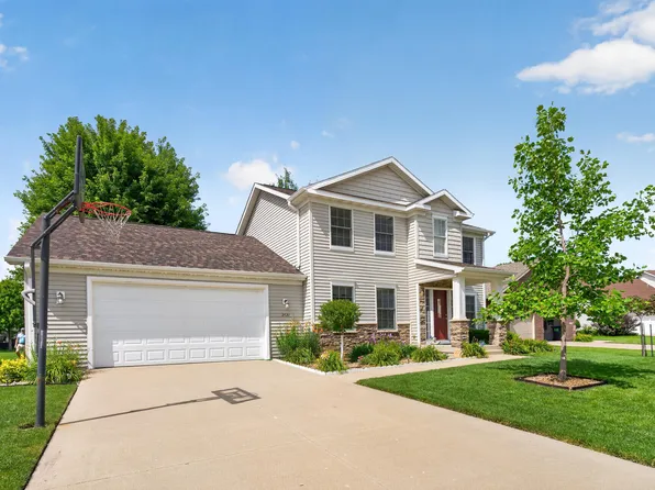 2421 Yorkshire Cir, Ames, IA 50010