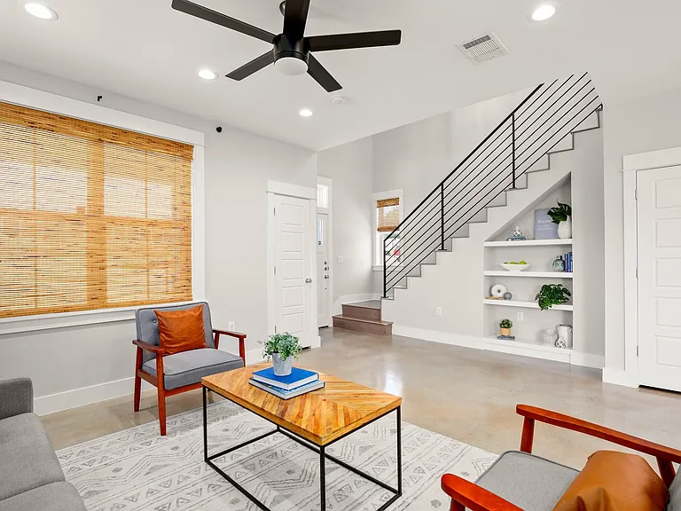 1809 Chestnut Ave #1 — Photo 2