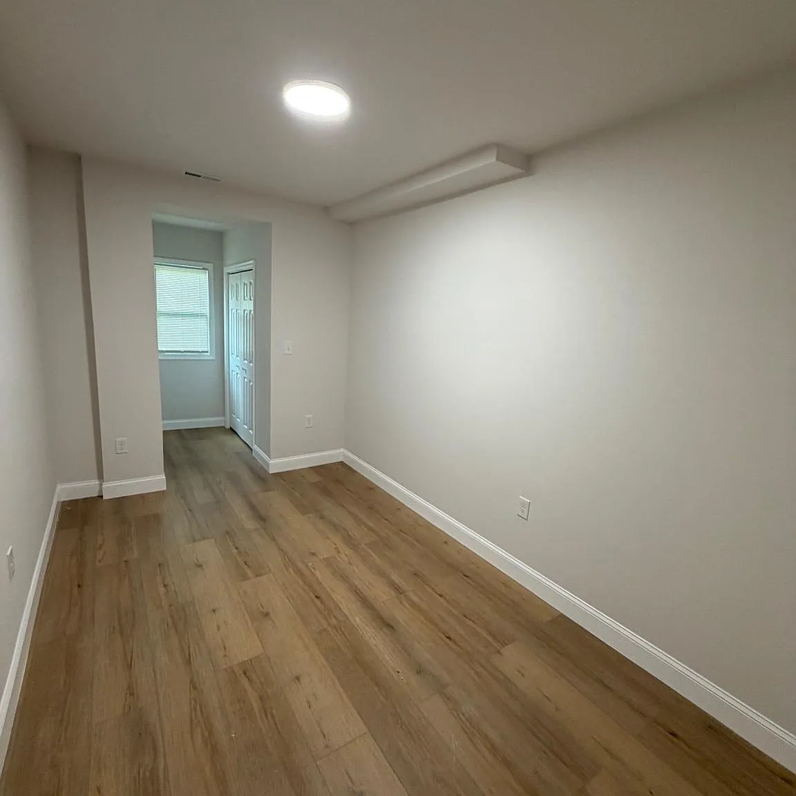 2 bed, 3220 sqft, $2,600 — Photo 4