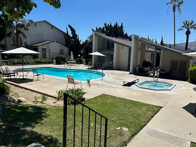 2300 S Hacienda Blvd #B7 — Photo 25