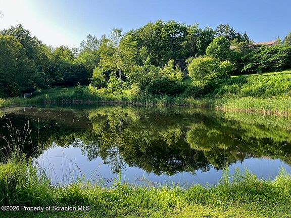 3rd image of 1560 Reservoir Rd