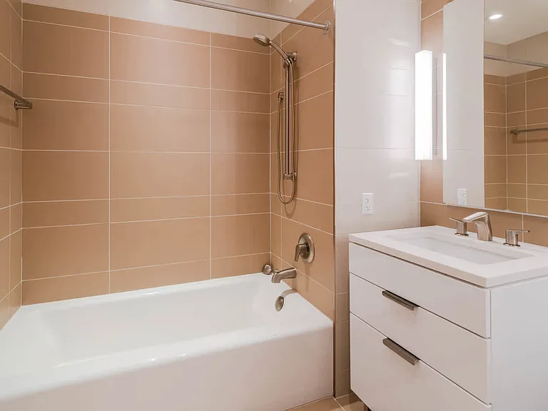 50 E 28th St #2F — Photo 19