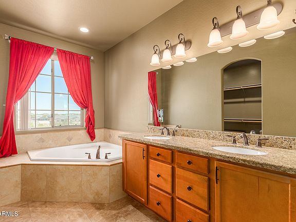 5th image of 1490 W Christie Lyn Ln