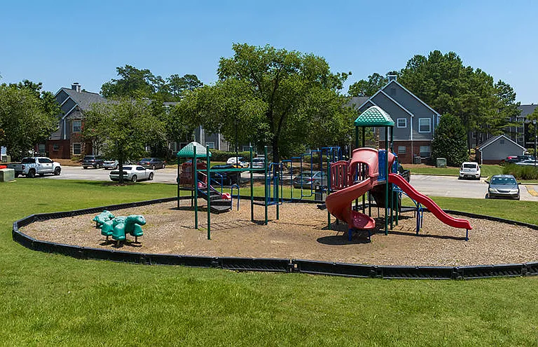 The Falls and Woods of Hoover Apartments — Photo 20