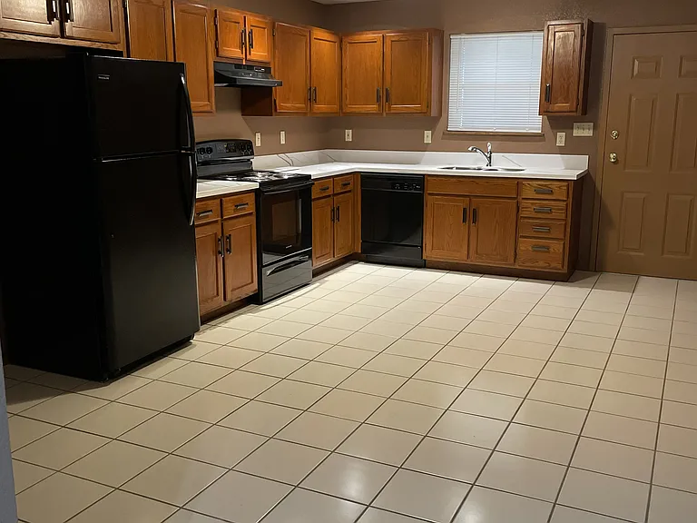 207 Ruth Ave — Photo 4