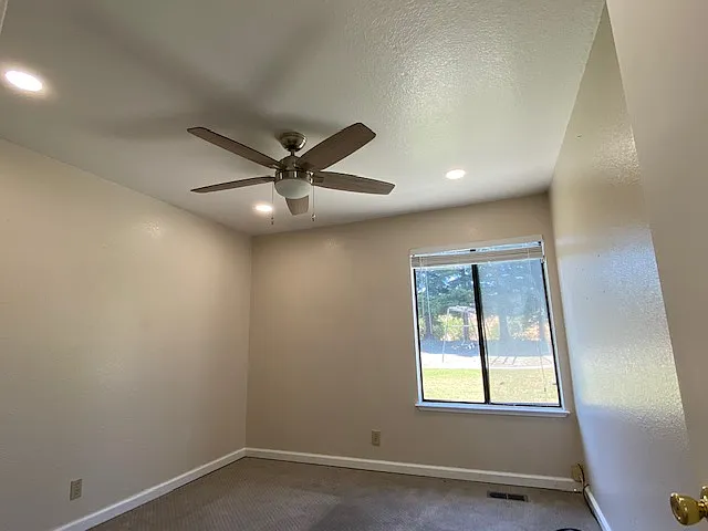 11412 Marwick Dr — Photo 15