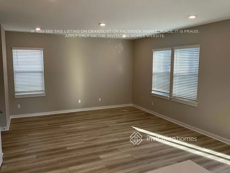 1023 Baltusrol Ln — Photo 3