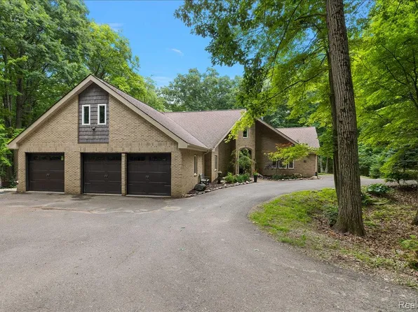 4219 Gardner Rd, Metamora, MI 48455
