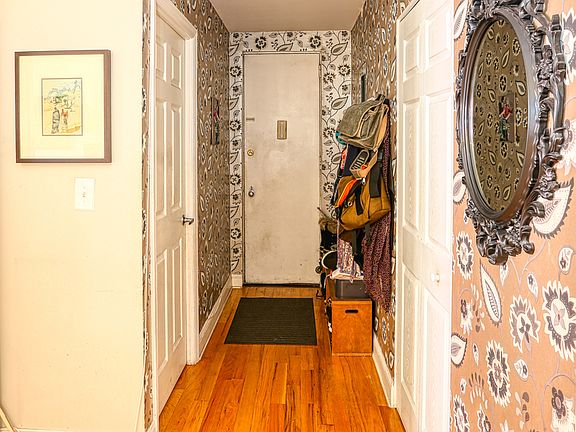 5th image of 138 Baltic St APT 4C