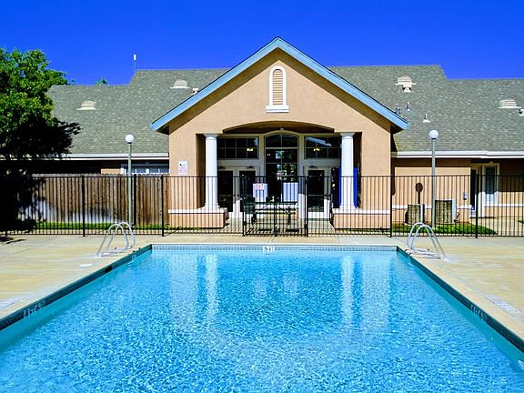 Refreshing Pool
