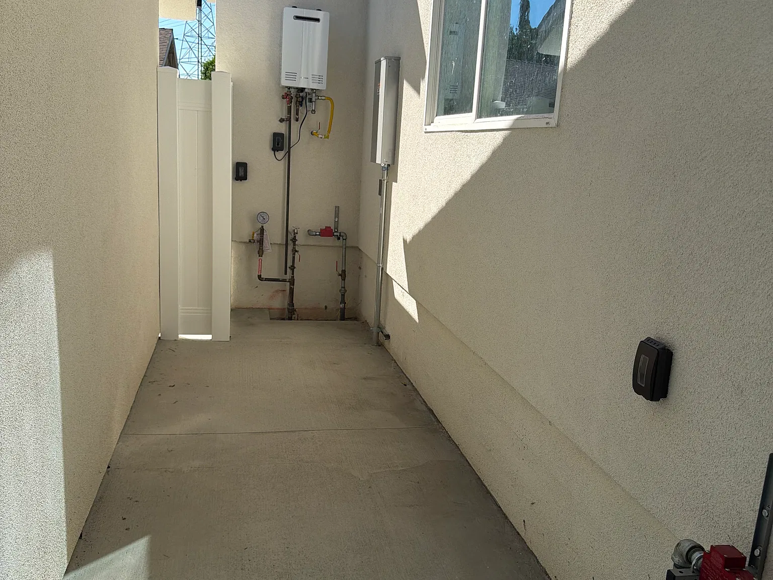 1 bed, 640 sqft, $2,625 — Photo 3