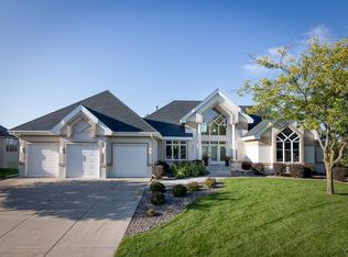 2802 Fox Run NW, Prior Lake, MN 55372