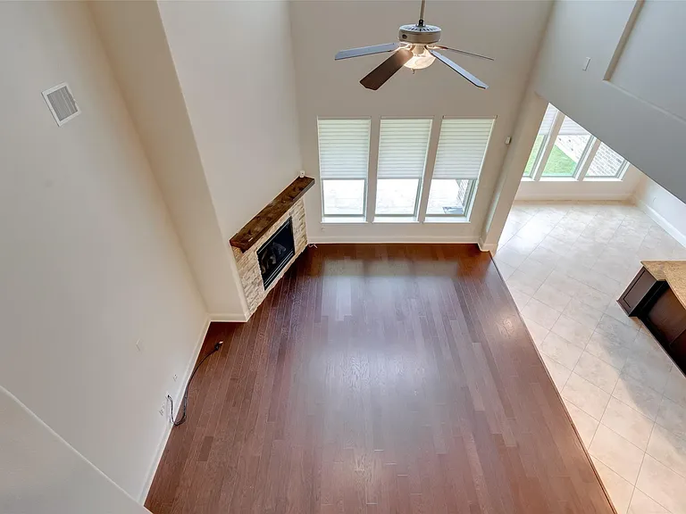 10307 Latta Creek Dr — Photo 46