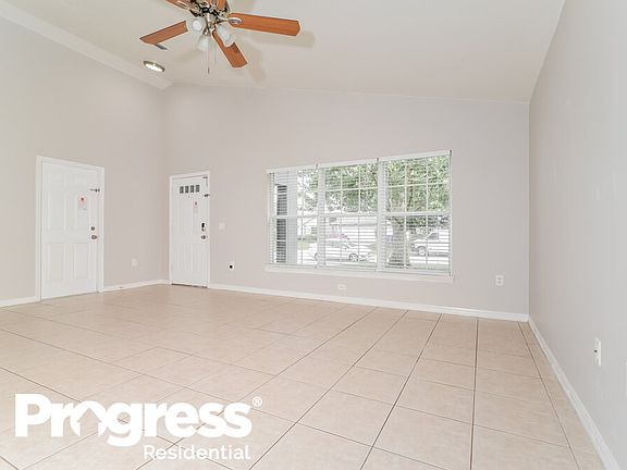 3rd image of 3808 Kyle Dr