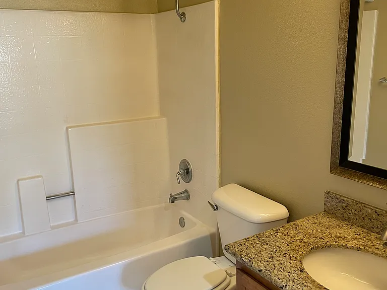 7160 Shoreline Dr #220 — Photo 14