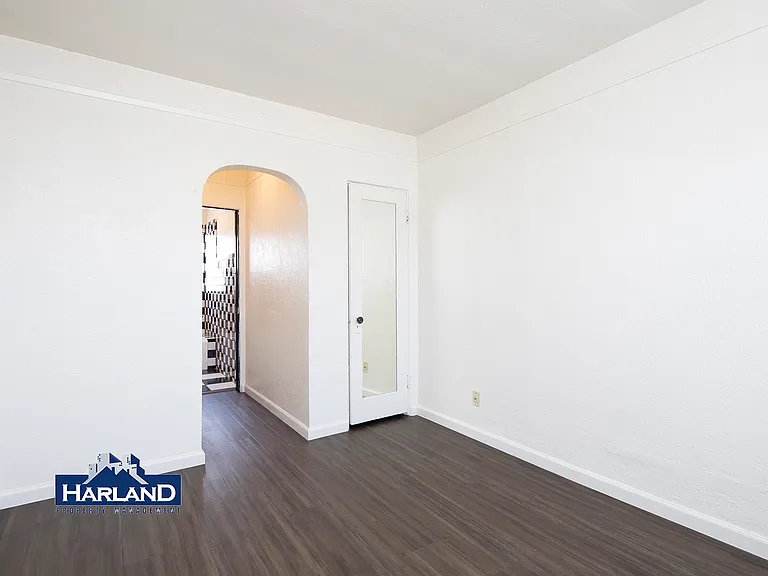 3809-3815 Ray St #3809 — Photo 8
