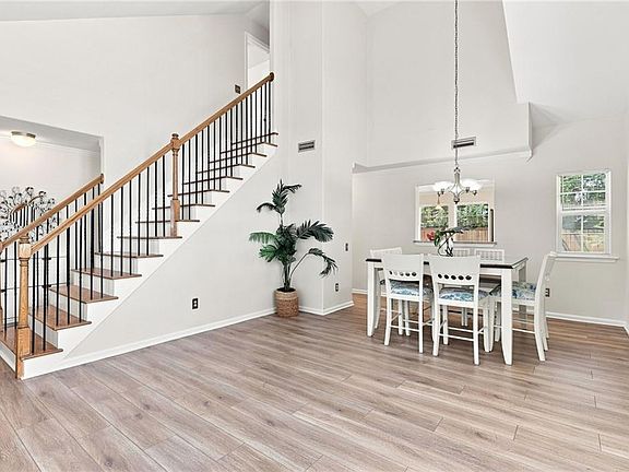 3rd image of 2409 Guardhouse Way