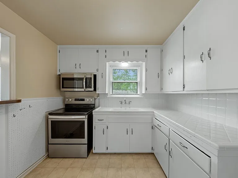 310 Sumner Dr — Photo 11