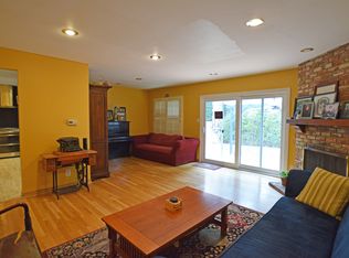 5320 Garden Grove Ave, Tarzana, CA 91356