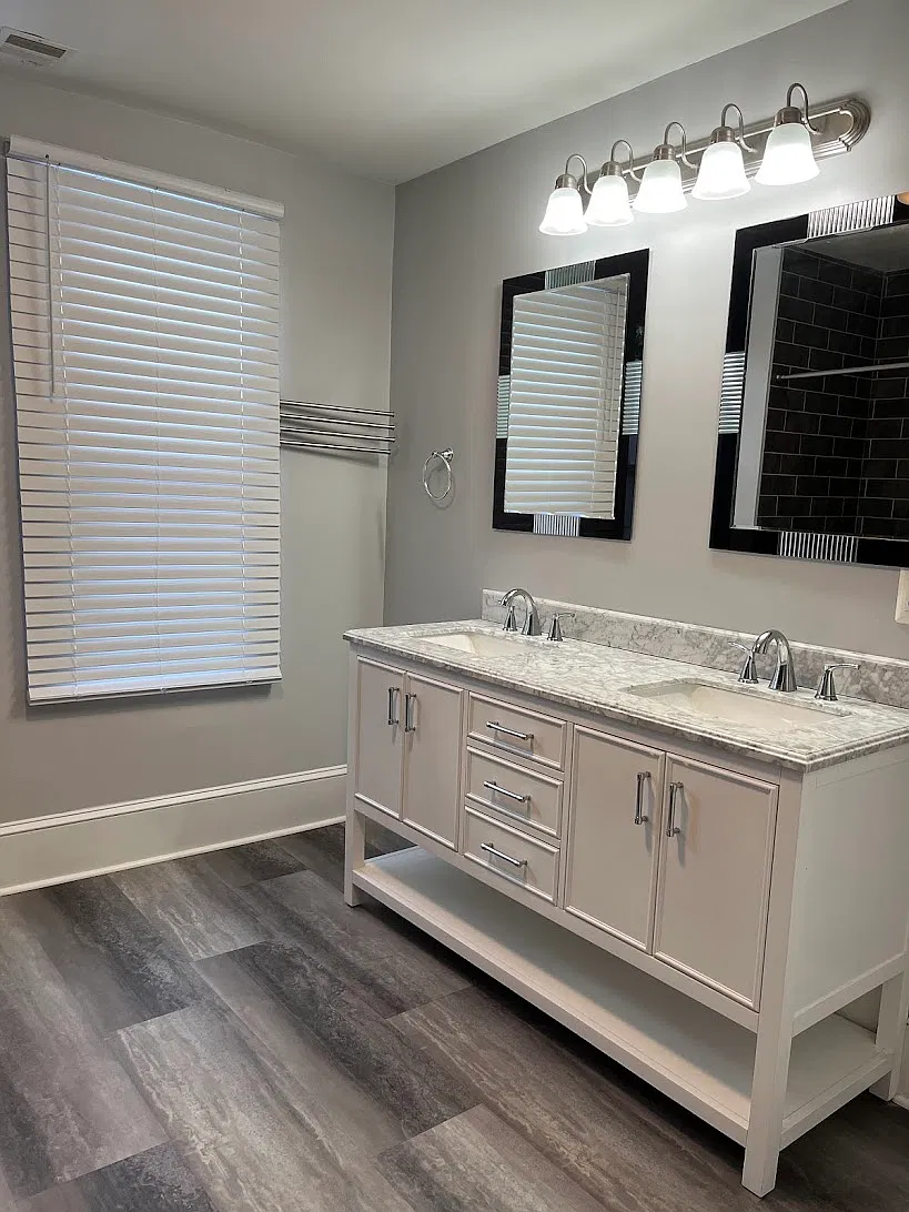 2 bed, 1050 sqft, $1,995 — Photo 4