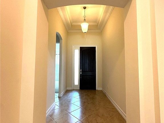 4th image of 119 Maraviya Blvd