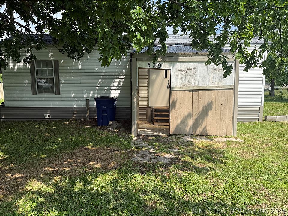 1st image of 539 S Ruth St