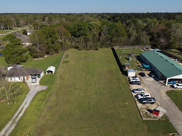 31316 N Corbin Rd, Walker, LA 70785