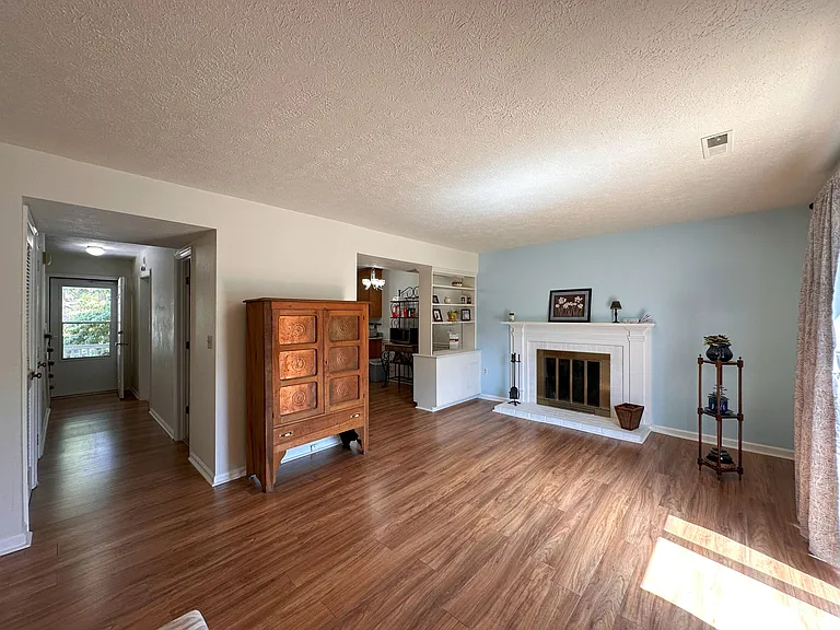 700 Rife Rd #8L — Photo 10