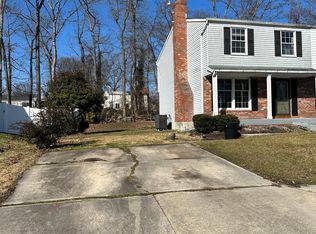 8638 Manorfield Rd, Nottingham, MD 21236