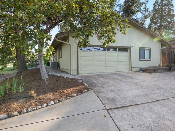 2406 Lyman Ave, Medford, OR 97504