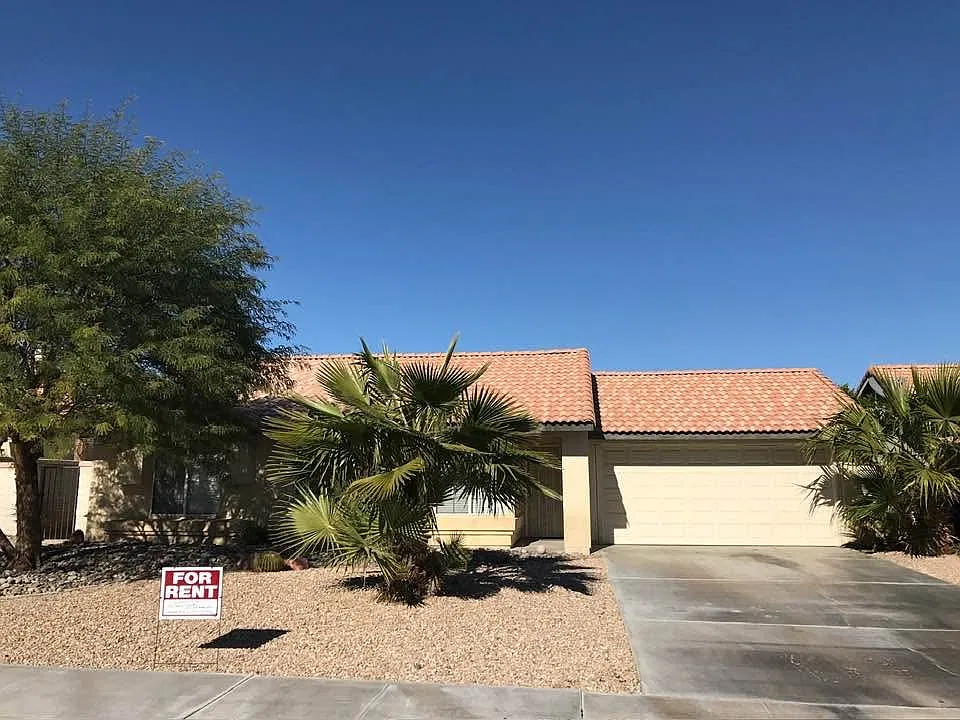 3 bed, 1149 sqft, $2,600 — Photo 4