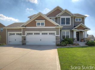 4550 Caspian Dr, Hudsonville, MI 49426