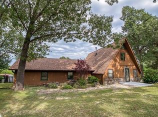 10 Rosewood Dr, Eldon, MO 65026