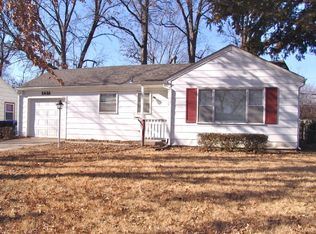 2425 SW Madeline Ln, Topeka, KS 66614