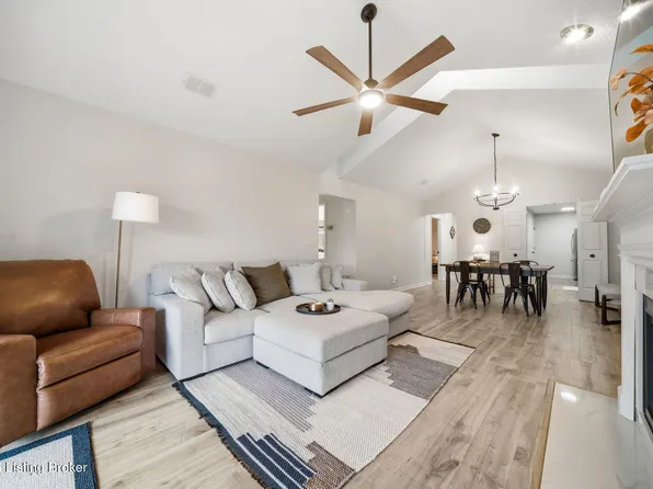 1508 Forest Park Rd, Louisville, KY 40223