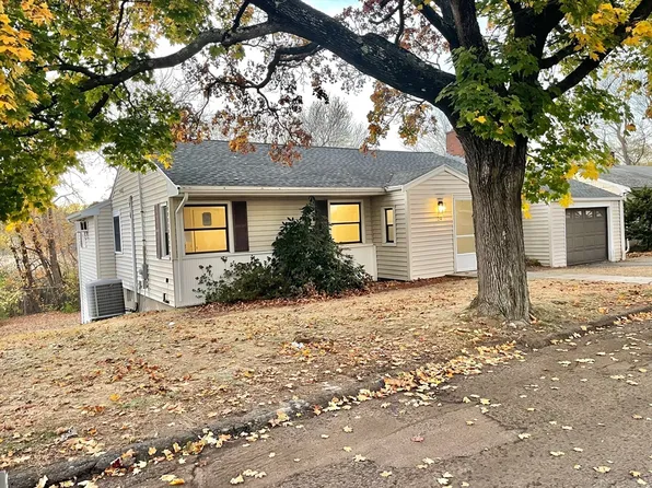 29 Fellsmere St, Lynn, MA 01904