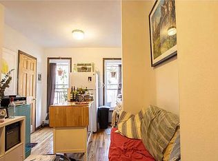 253 Powers St #3A, Brooklyn, NY 11211
