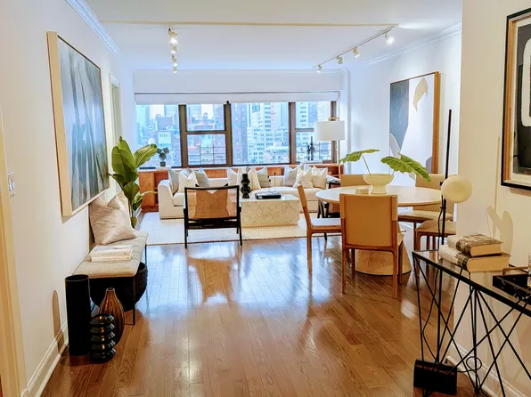 160 East 38th Street image 1 of 11