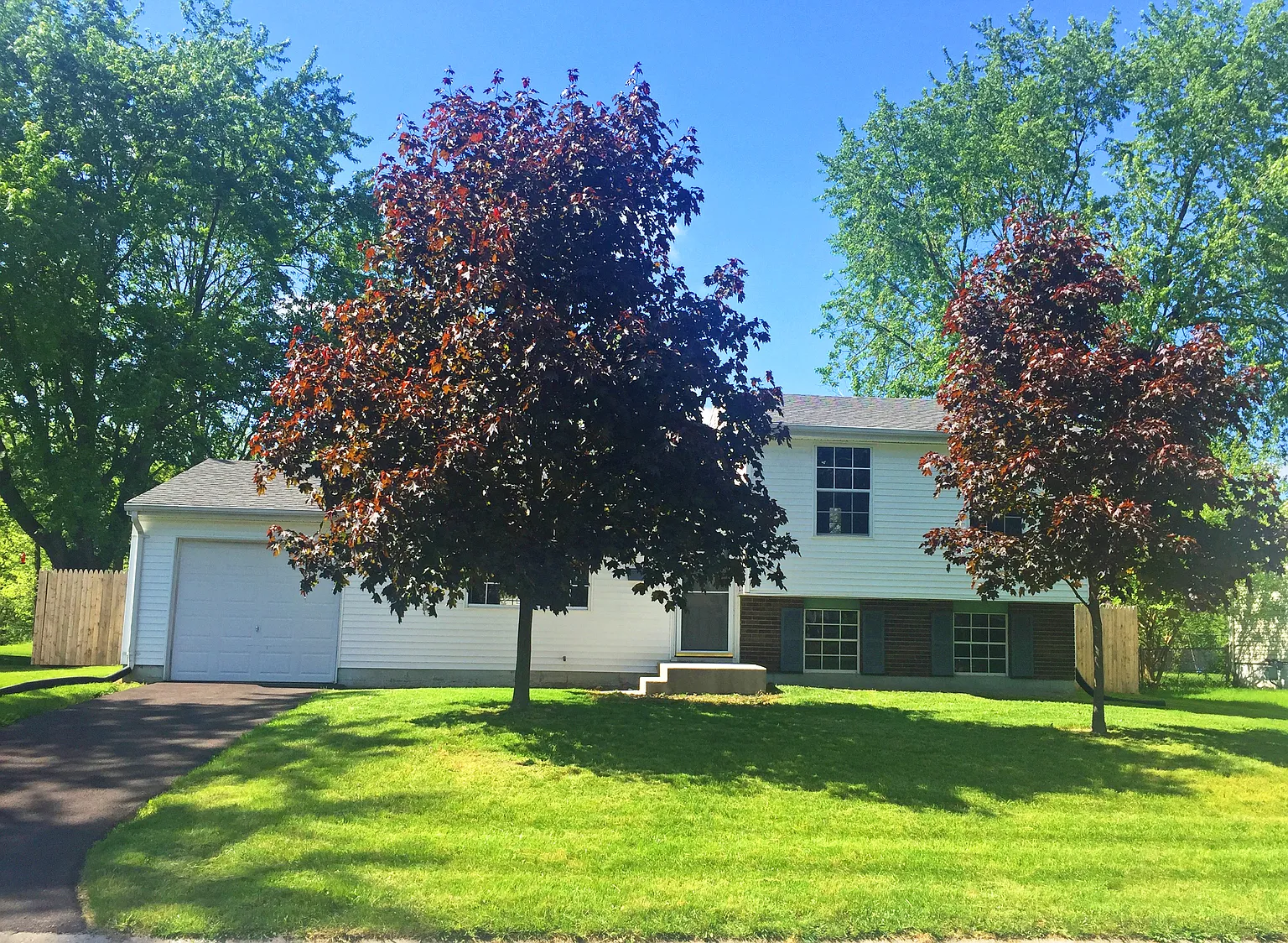 120 Lexington Farm Rd photo 1