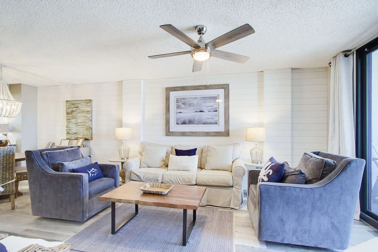 2 bed, 2.0 bath, 990 sqft, $2,935 — Photo 1