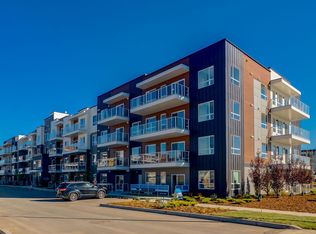 550 Belmont St SW #2406, Calgary, AB T2X 4N2
