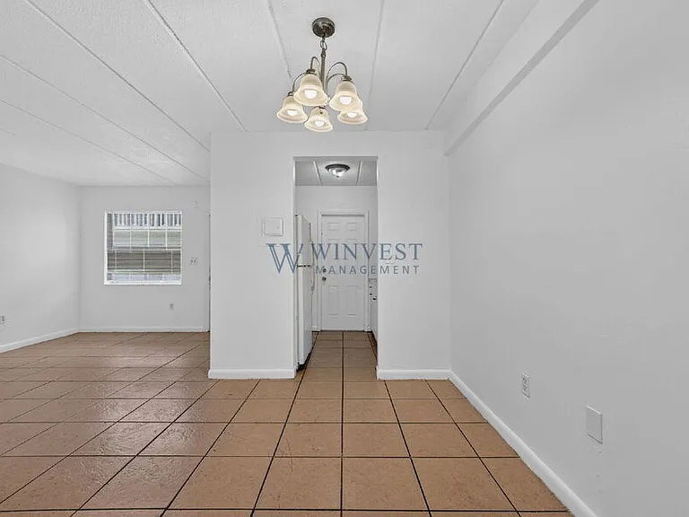 Presidential View Apartments — Photo 42