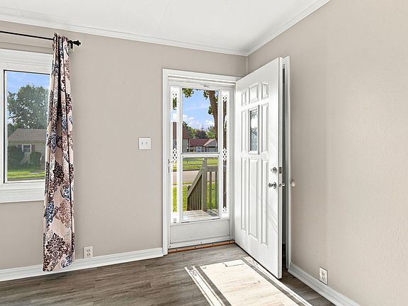 5th image of 119 Park Dr